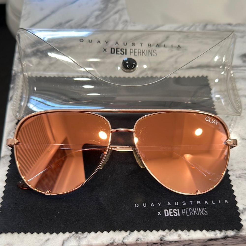 Quay Australia X Desi Perkins High Key Rose gold